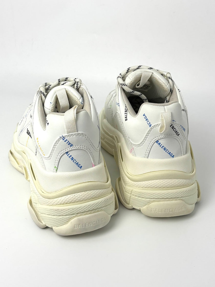 Unused. Balenciaga Triple S Sneakers White. 40|8934
