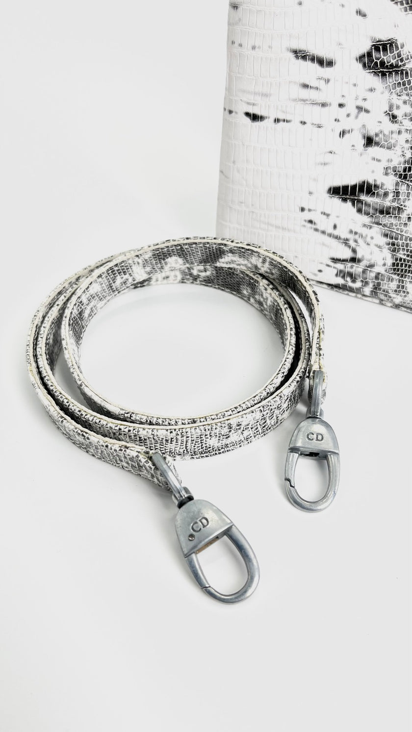 Preowned. Lady Dior Medium Lizard White. RU0010|4414