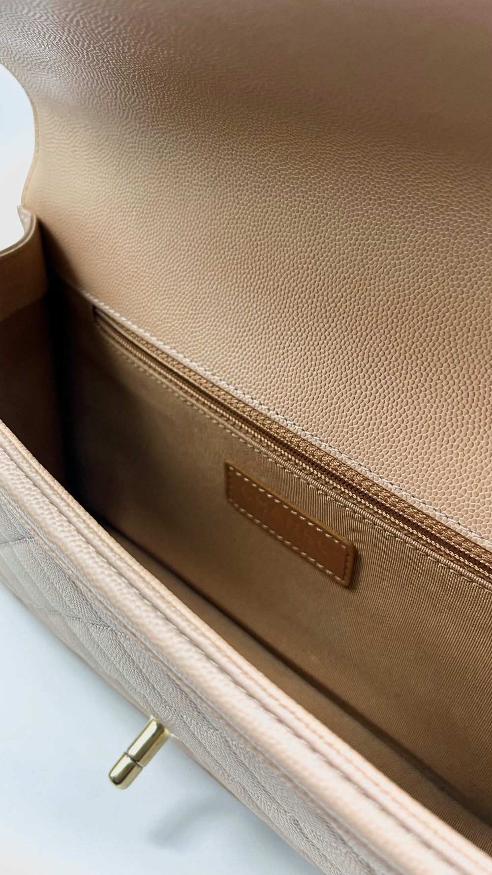 Preowned. Chanel Sunset By The Sea Single Flap Beige Caviar GHW. 27118685|11396