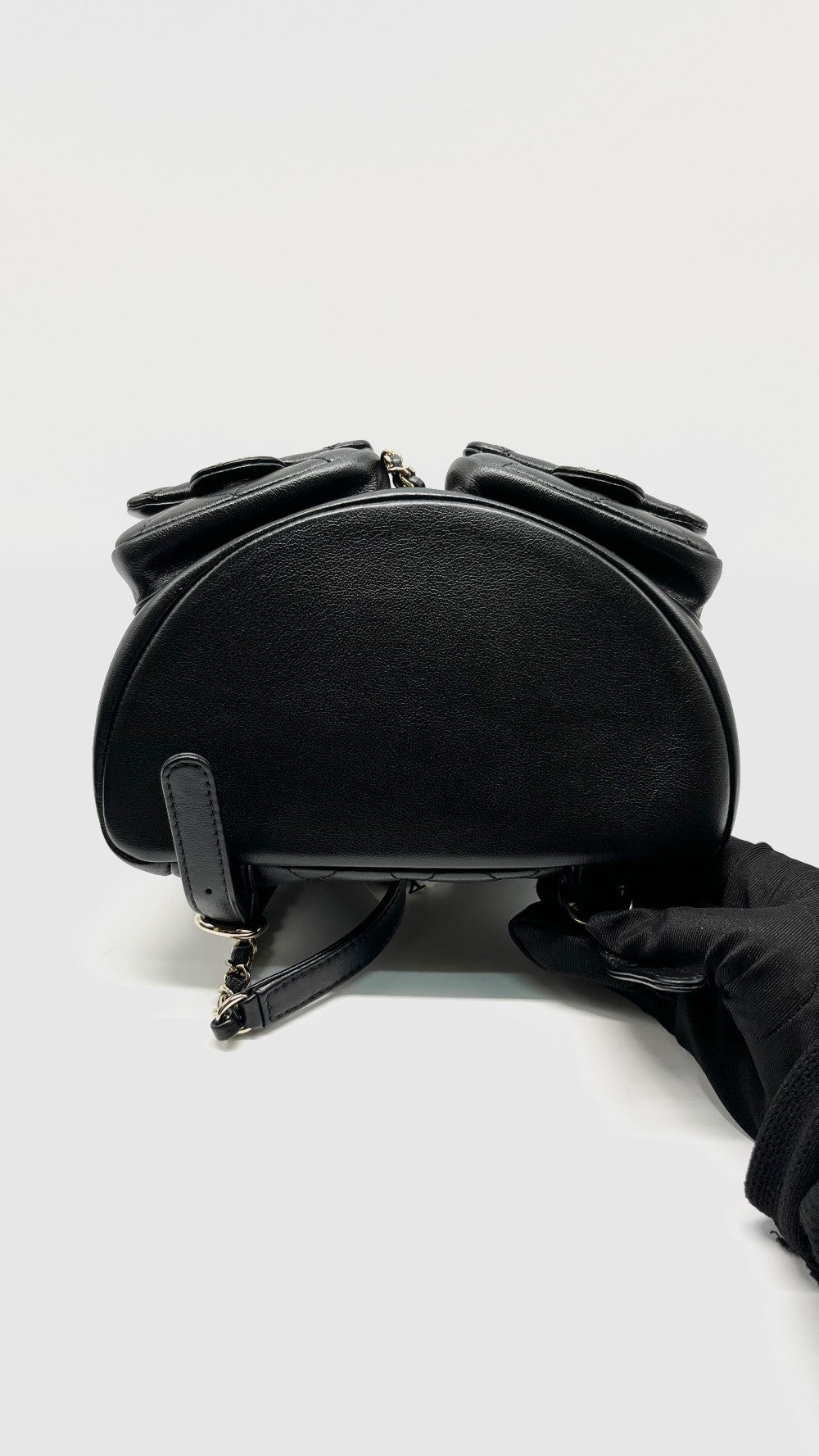 Like New. Chanel Duma Backpack Black Calfskin GHW. HL1N3P39|7731