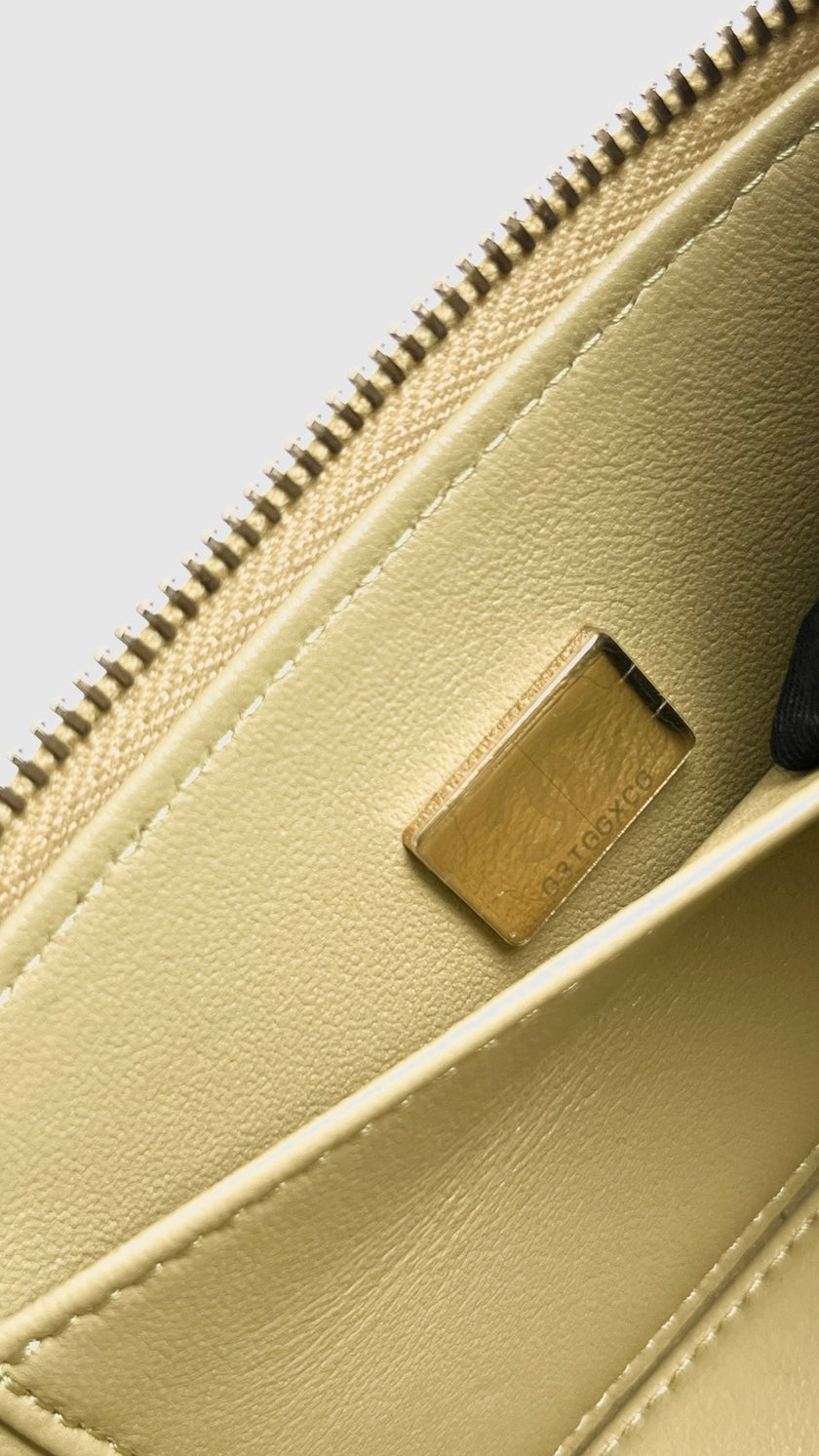 Brand New. Chanel Vanity Case Resin. G3TGGXCG|4230