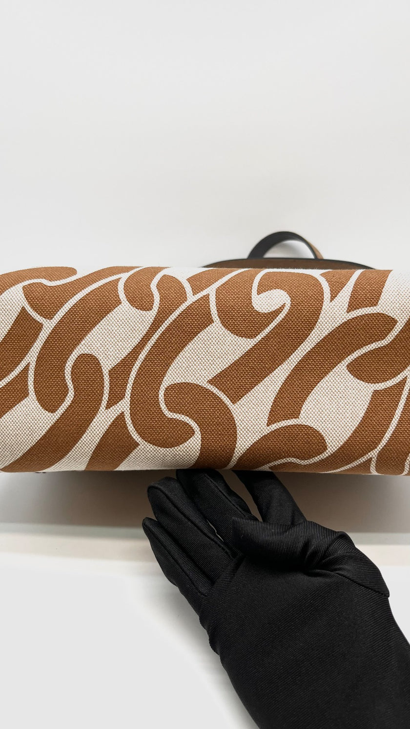 Like New. Hermes Herbag 31 Canvas Maillons&Co PHW. WCH010BP|16579
