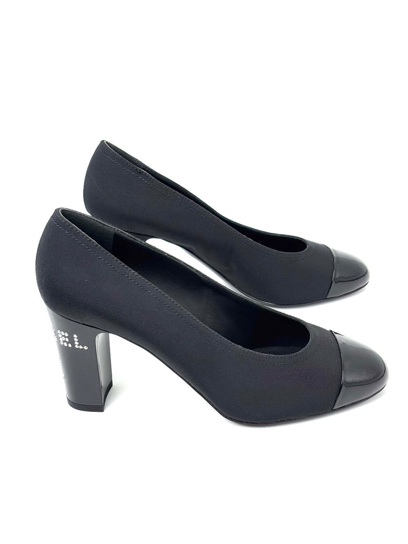 Brand New. Chanel Heel Black. 37|7652