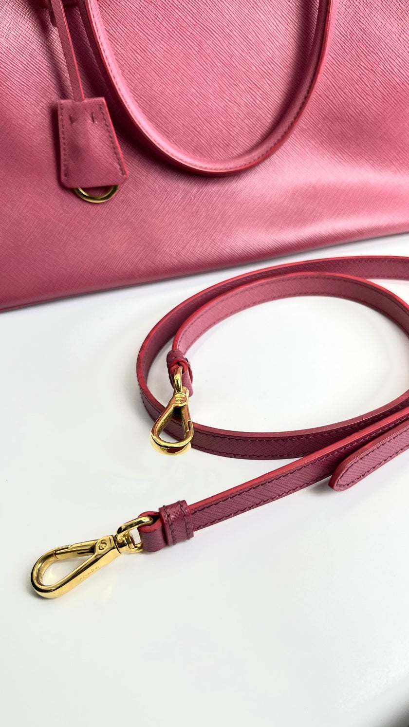 Preowned. Prada Saffiano Tote Pink. 25|4476