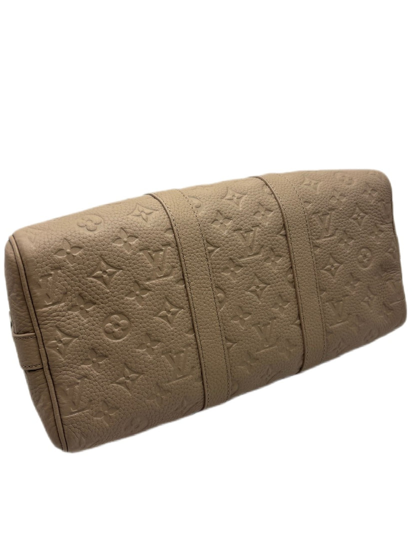 Brand New. LV Keepall Bandouliere 35 Aerogram Beige Monogram Tourillon SHW. Microchip|17203