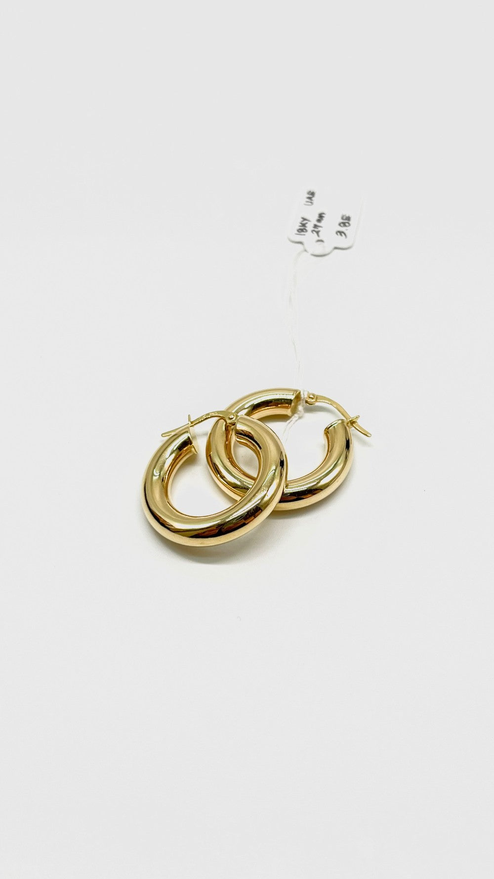 Brand New. Hoop Earrings UAE Gold 18K YG|13493