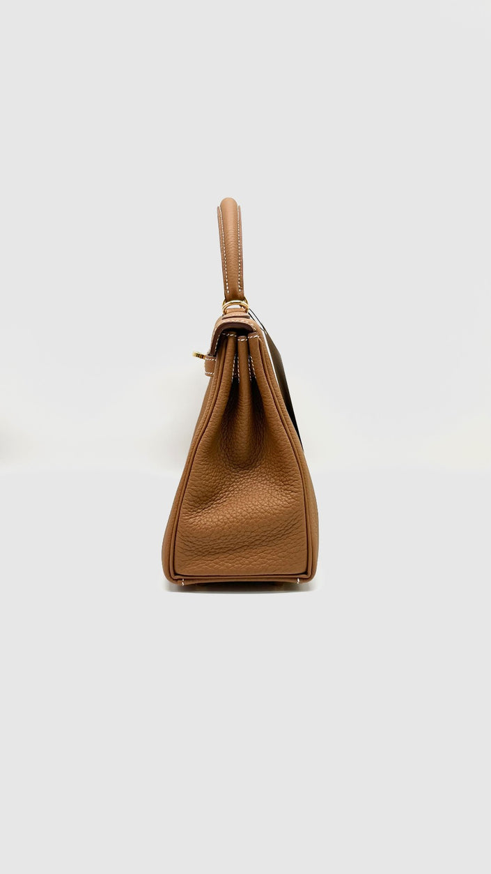 Brand New. Hermes Kelly 25 Gold Togo GHW. KMI686AS|9734