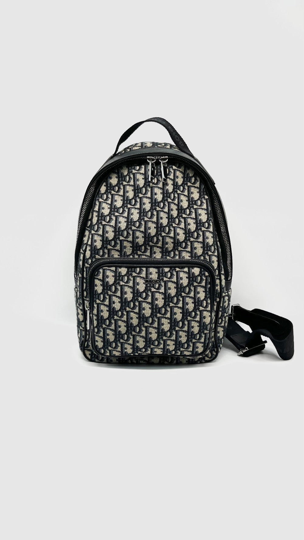 Preowned. Dior Rider Sling Crossbody Bag Oblique. 15BO0223|14210