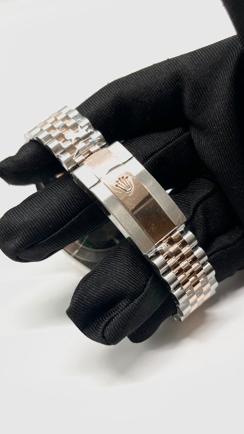 Brand New. Rolex Datejust 41 Sundust Dial w/ Dias RG/Steel Jubilee 2025 22 Links.|11495