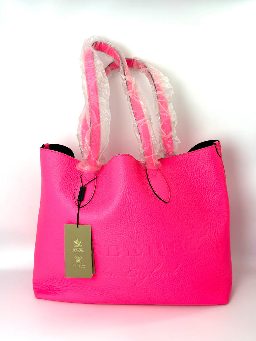Brand New. Burberry Tote Pink|6260