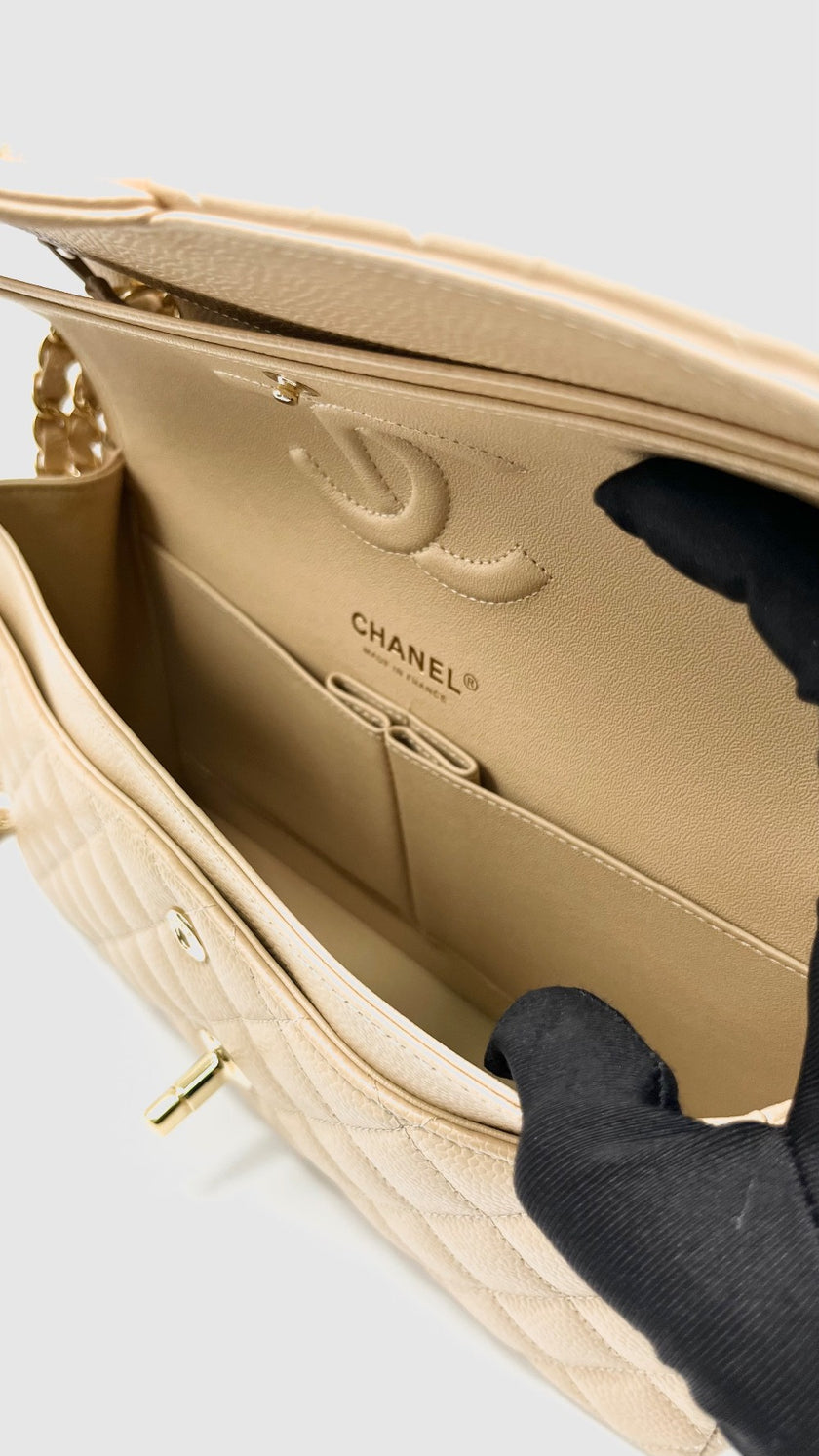 Like New. Chanel Medium Double Flap Caviar Beige GHW. U04NGEJ0|13133