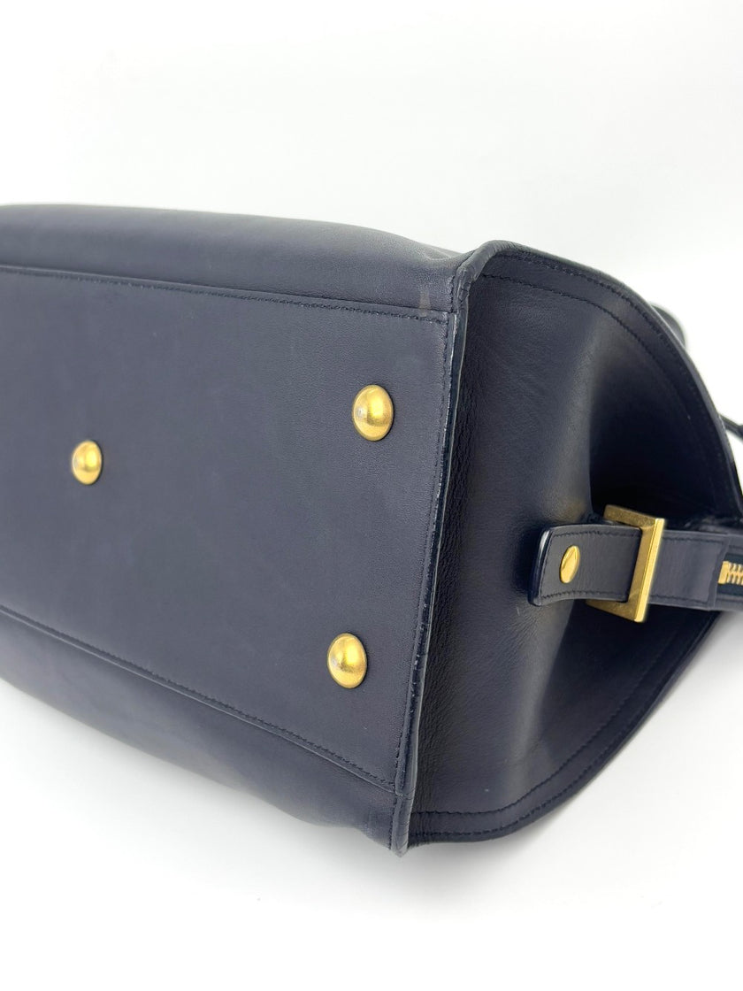 Preowned. YSL Cabas Navy Blue|6384