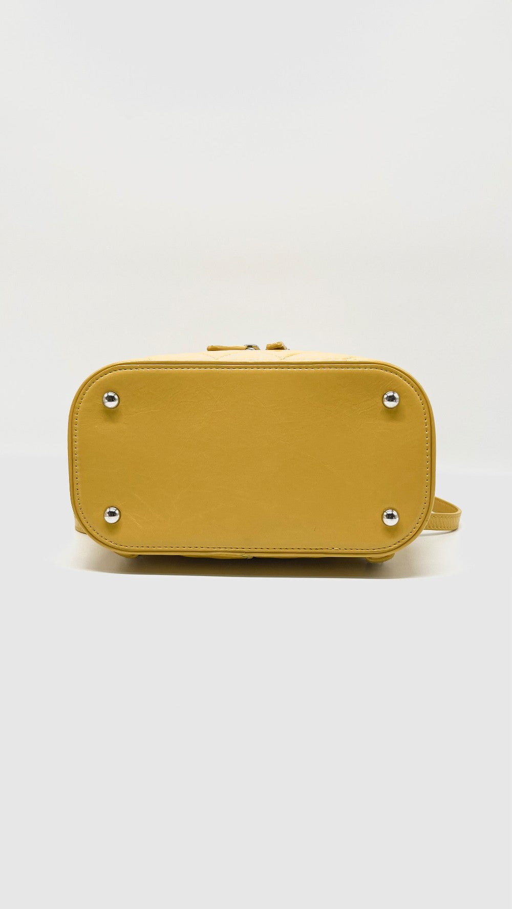 Preowned. Chanel Aquarium Back Pack Yellow Calfskin PVC. 25958505|8481