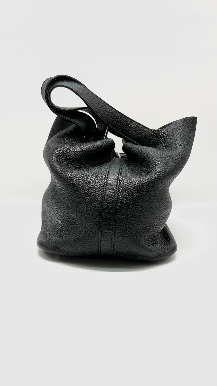 Preowned. Hermes Picotin 26 Noir Clemence PHW. P Square VP|9276
