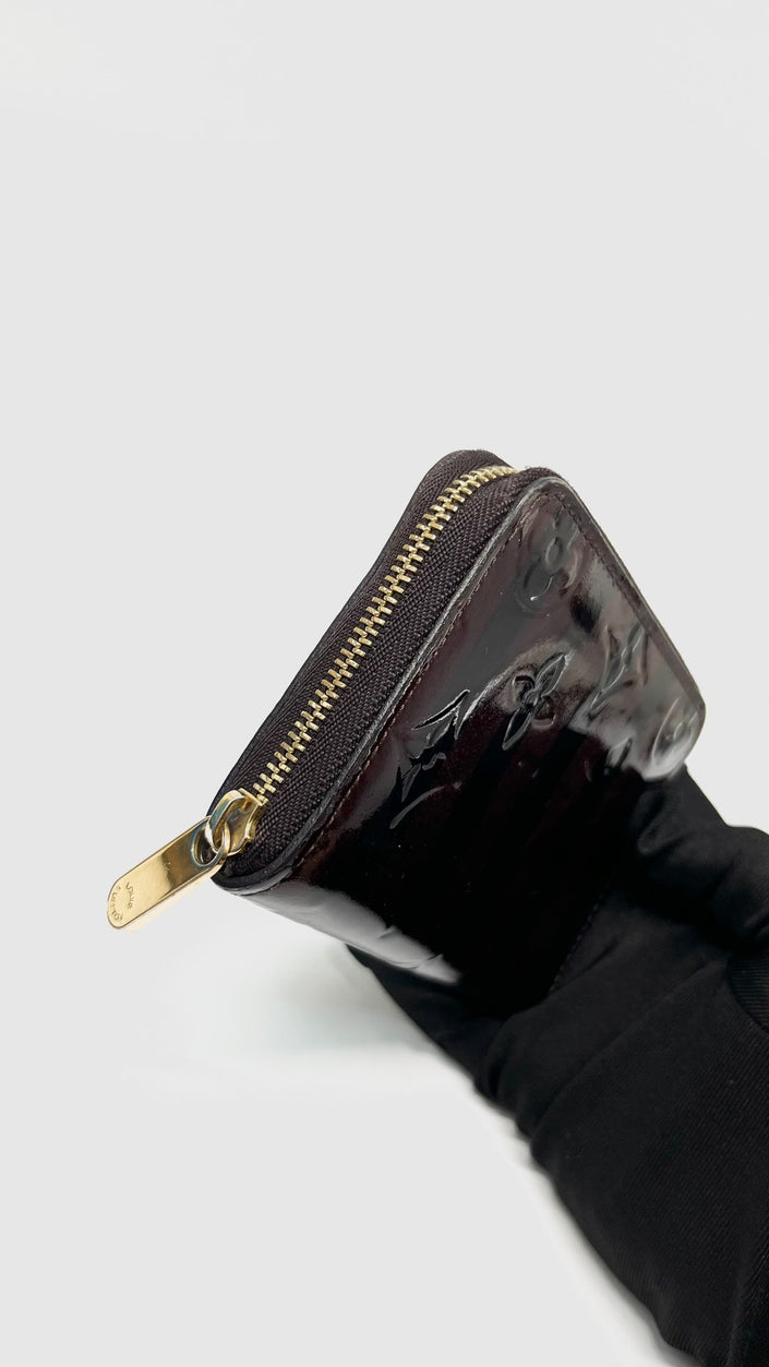 Preowned. LV Compact Wallet Patent Maroon|14884