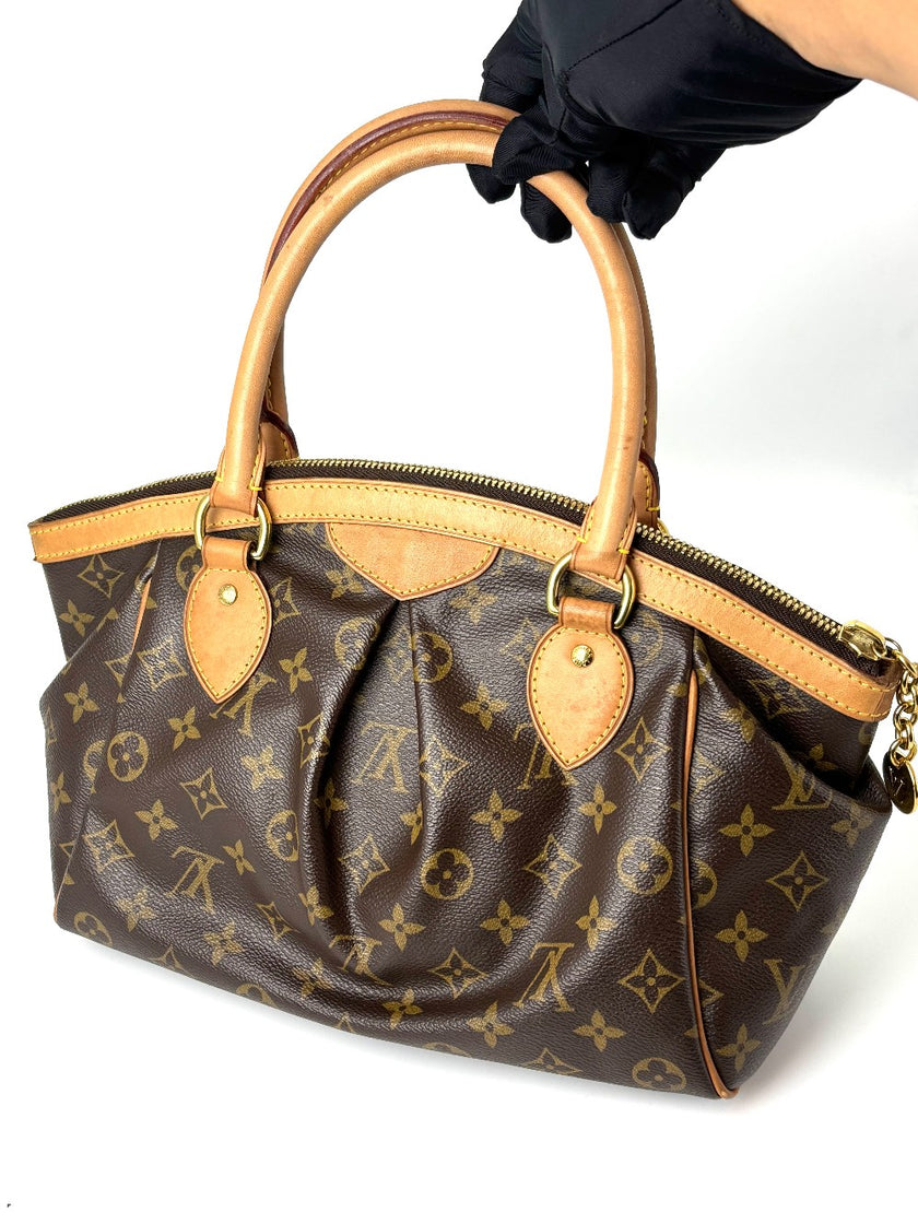 Preowned. LV Tivoli PM Monogram. AR3180|6156