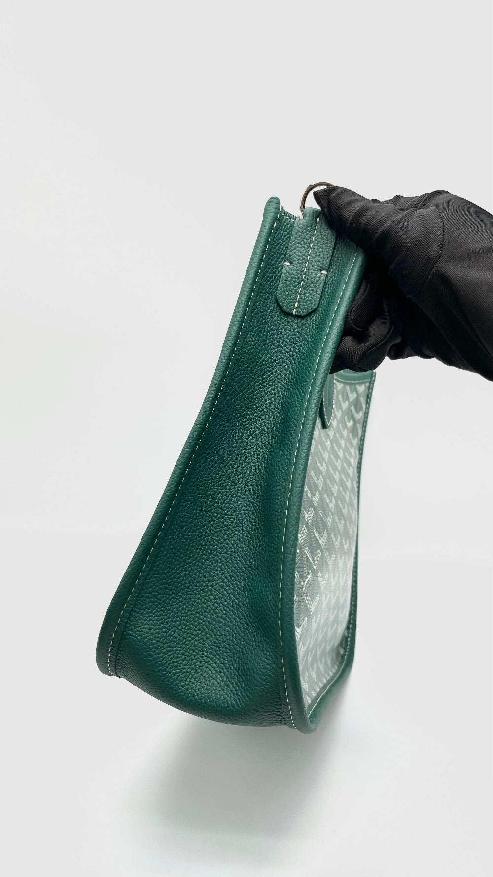 Brand New. Goyard Musette PM Green. SAH020264|16502