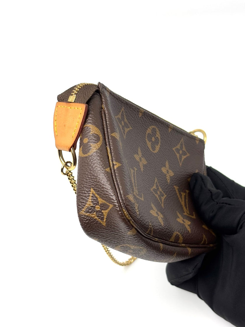 Preowned. LV Mini Pochette Mono. SF4291|6657