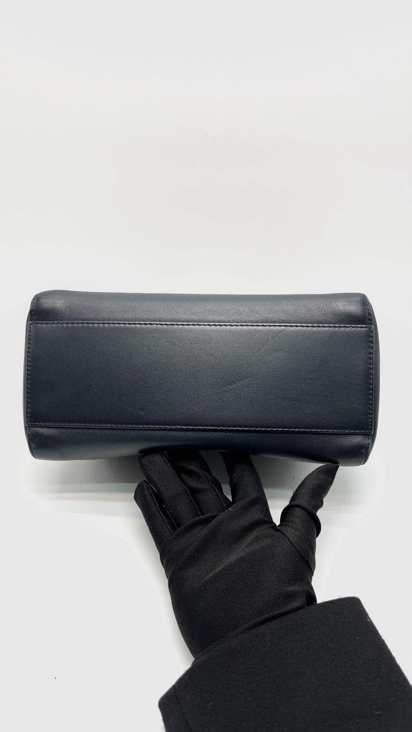 Preowned. Fendi Peekaboo Mini Black Phyton Handle SHW|15666