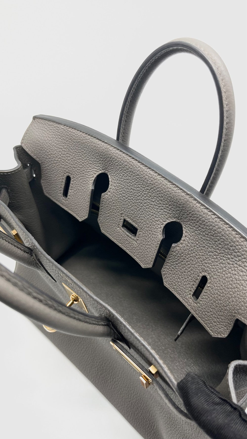 Brand New. Hermes Birkin 25 Etain Togo GHW. DPY837WM|14131