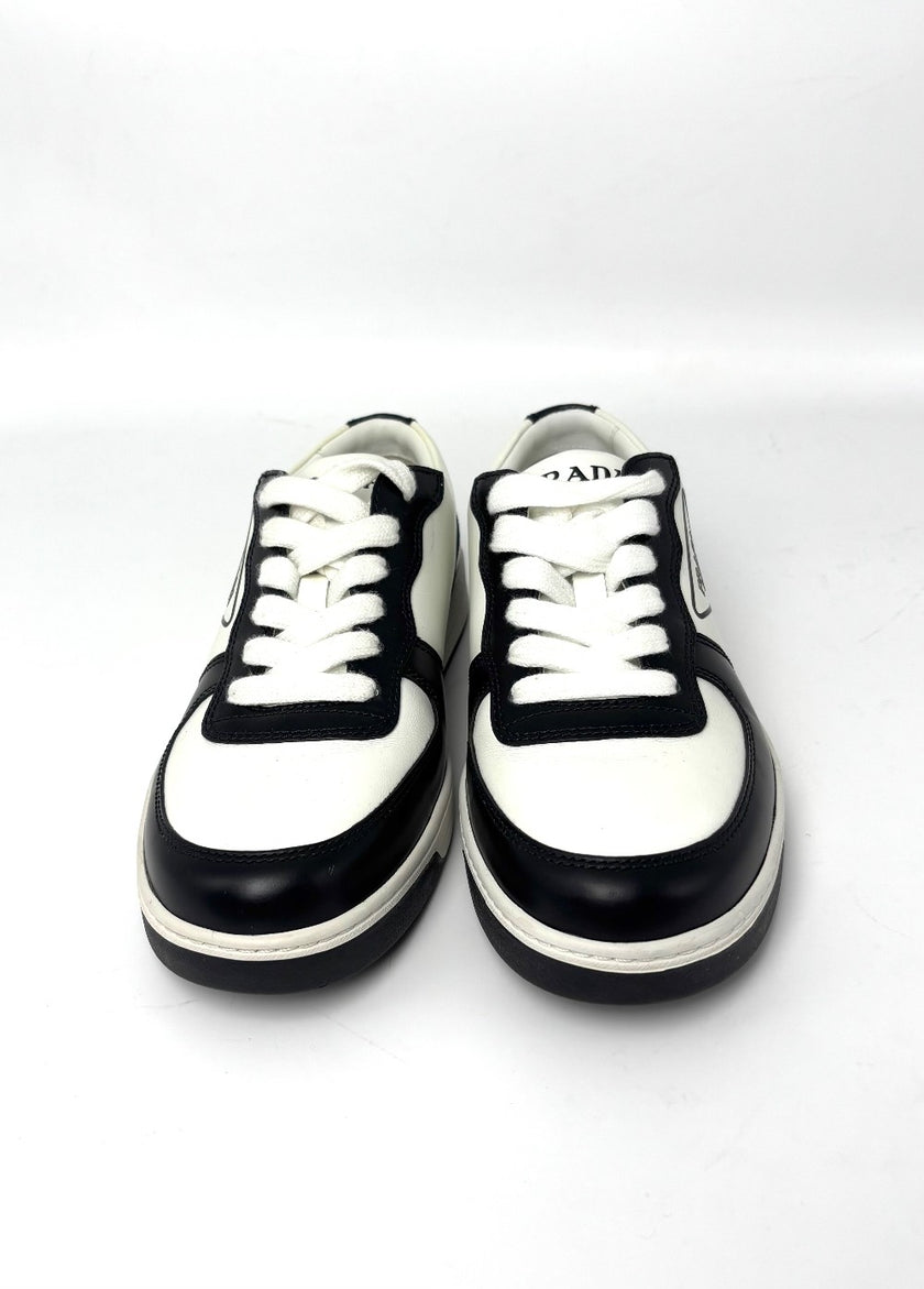 [SALE] Brand New. Prada Sneakers Black/White. 35|8585