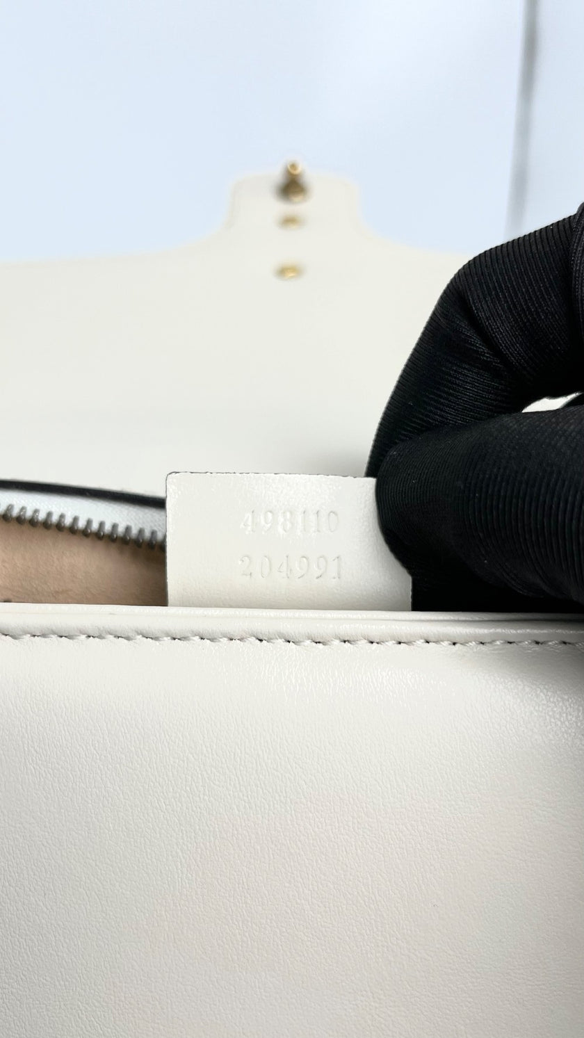 Like New. Gucci Top Handle Sling White. 498110-204991|4490