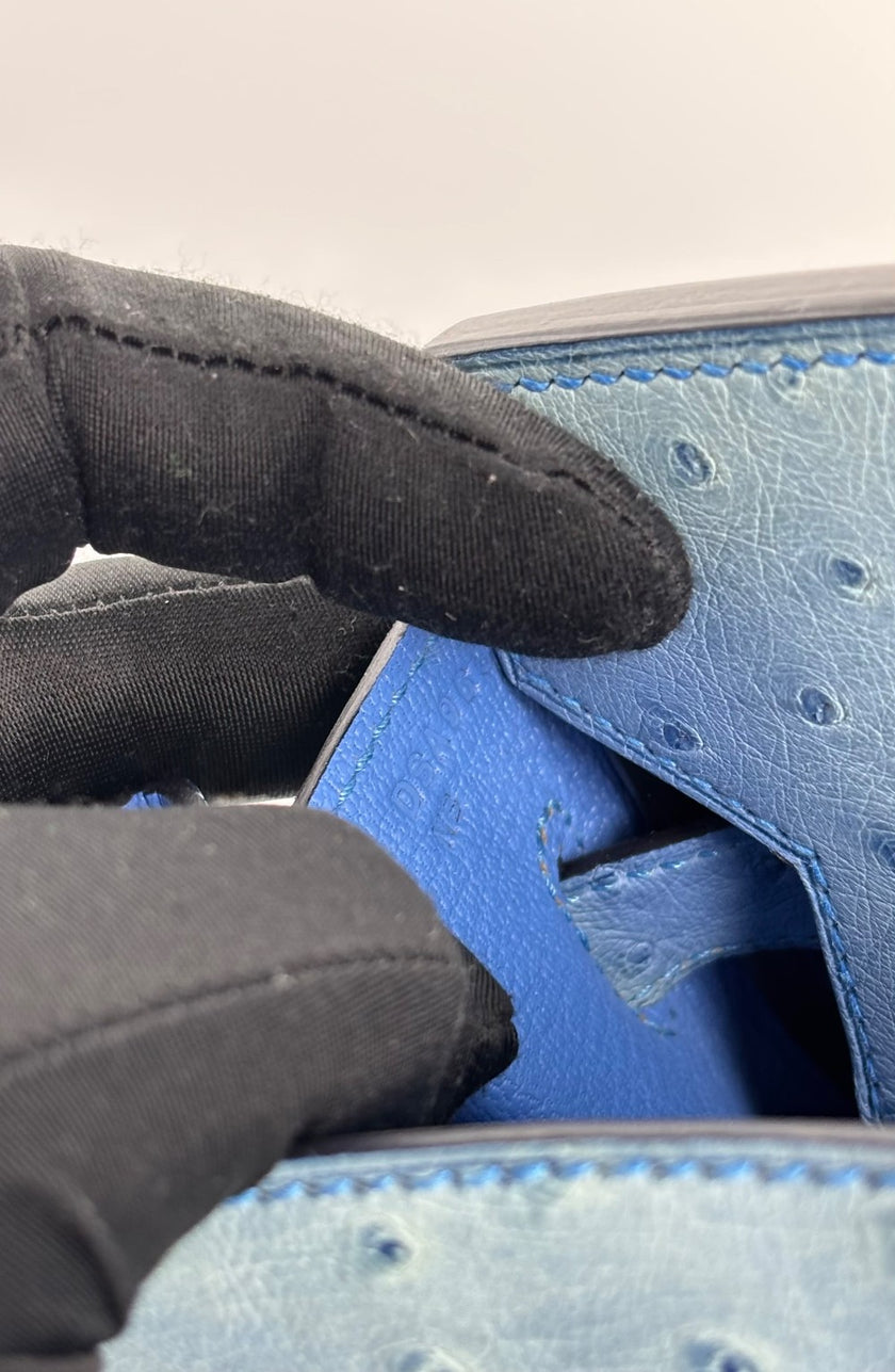 Preowned. Hermes Birkin 30 Ostrich Blue Paradis. DSA963NB|3444