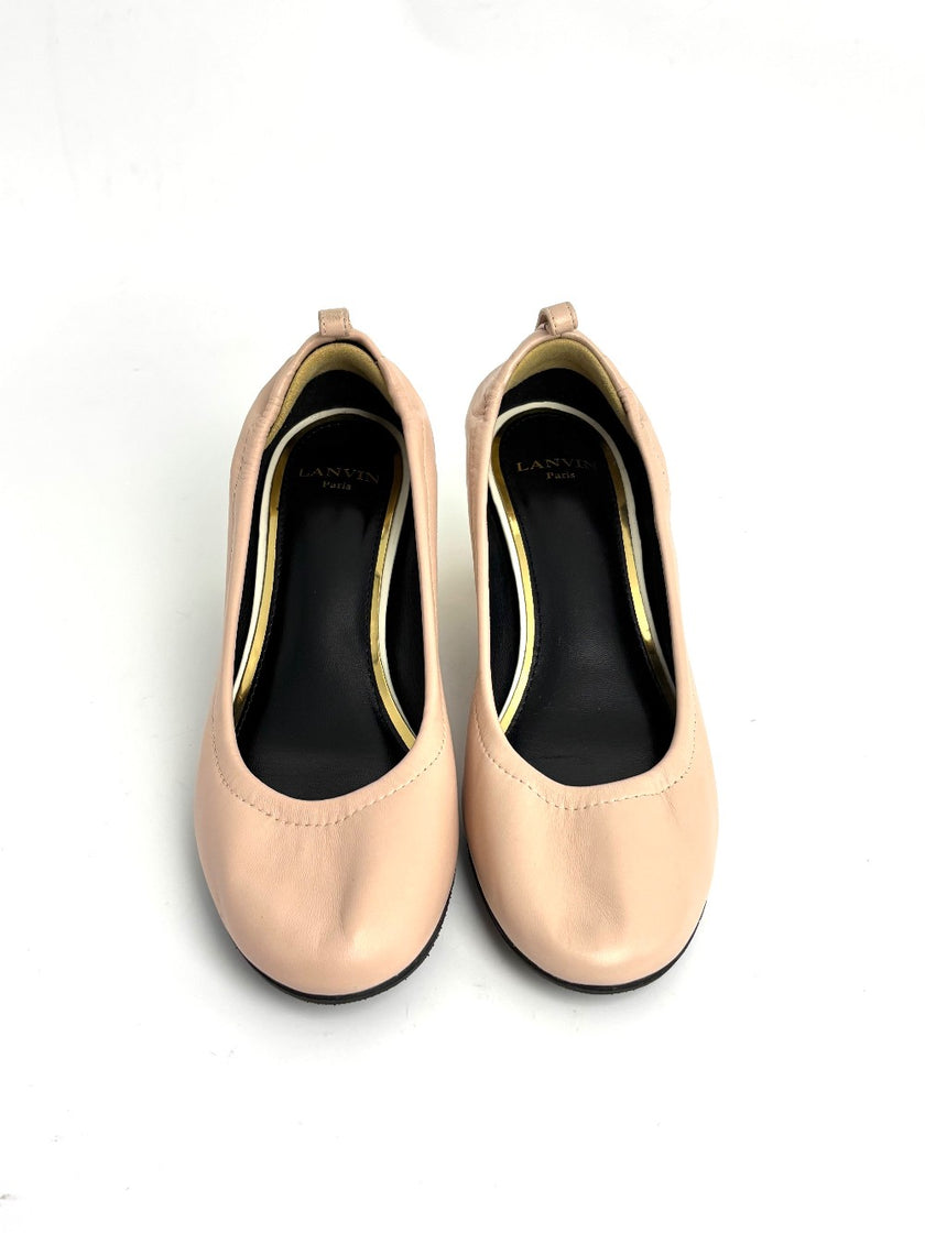 Brand New. Lanvin Low Heel Nude. 37|12779