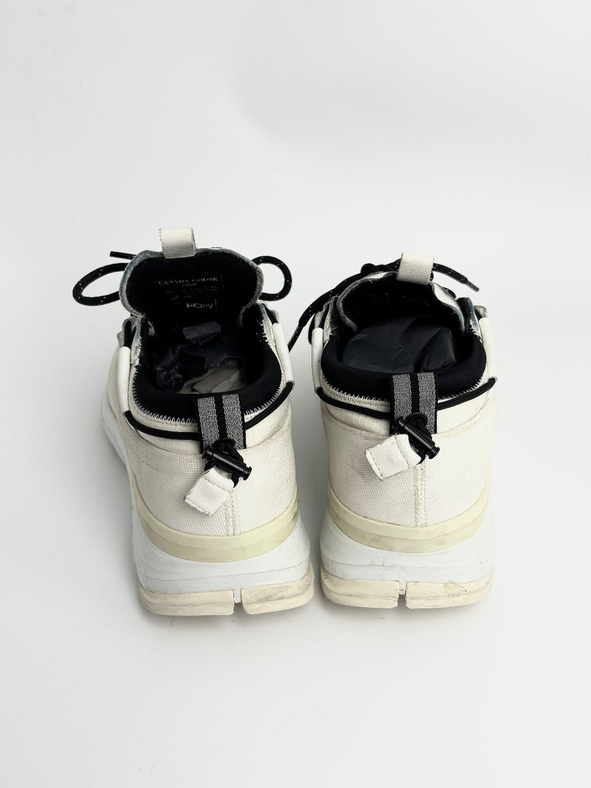 Preowned. Canada Goose Sneaker White. 7|12815