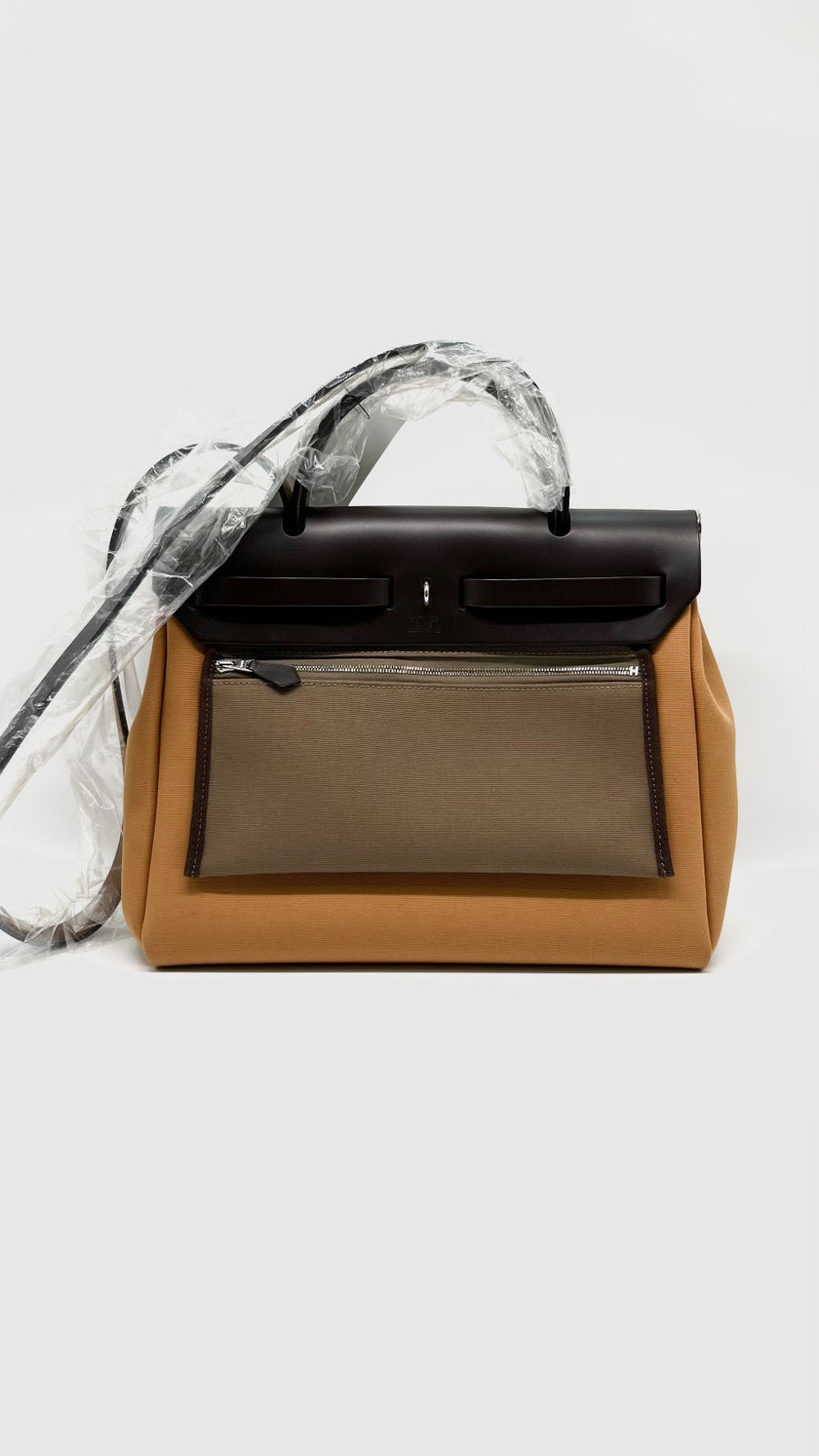 Brand New. Hermes Herbag Zip Retourne 31 Toile Officier Dune Etoupe /Ebene PHW. UTS005AU|9818