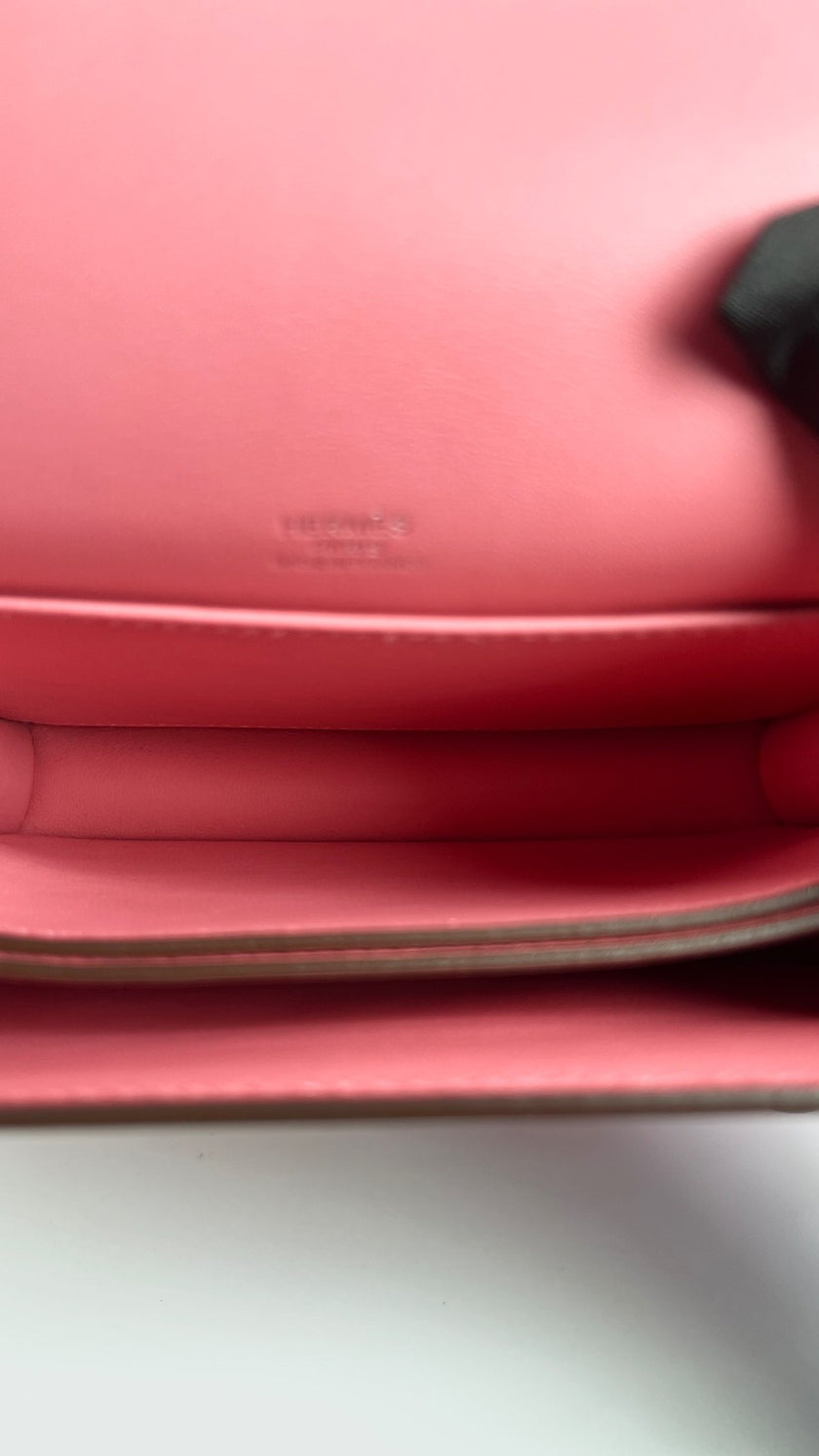 Brand New. Hermes Roulis 18 Rose Azalee. BHA455UP|3868