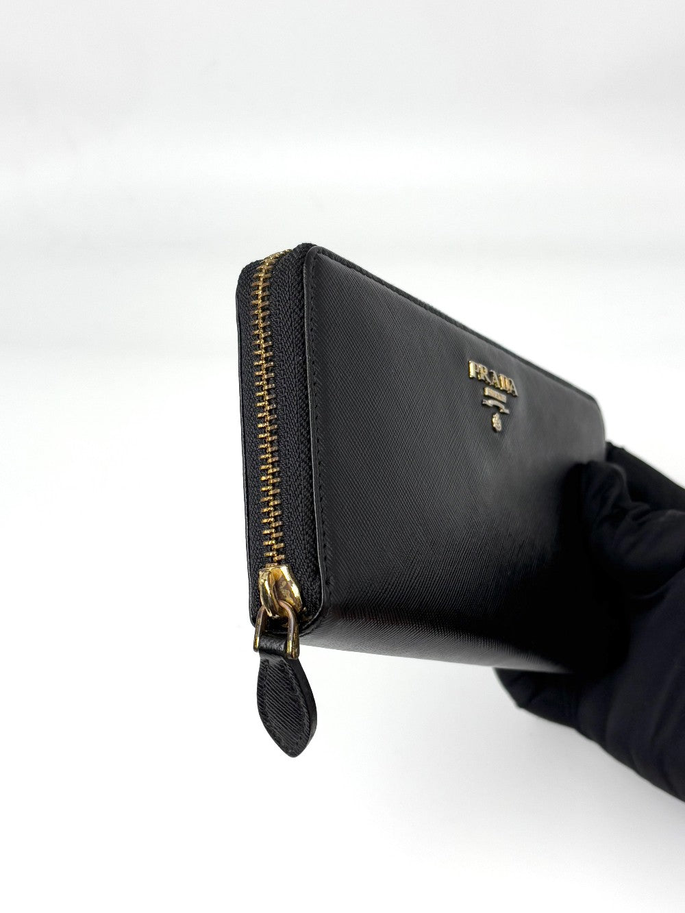 Preowned. Prada Zip Long Wallet Black|7015