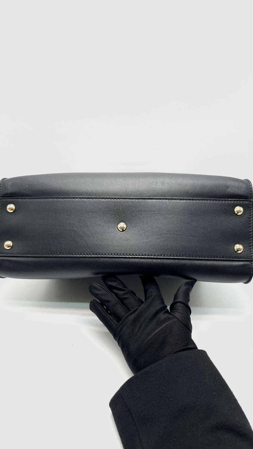 Preowned. Fendi Peekaboo Regular Black GHW|15655