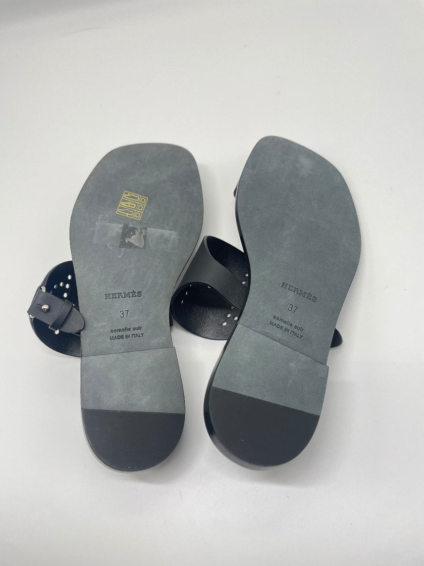 Brand New. Hermes Black Slippers. 37|9159