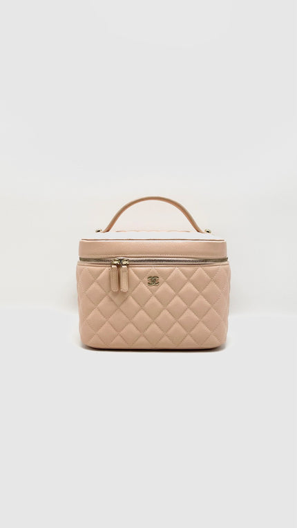 Like New. Chanel Large Vanity Pouch Caviar Pink GHW. KTCAAX24|15812