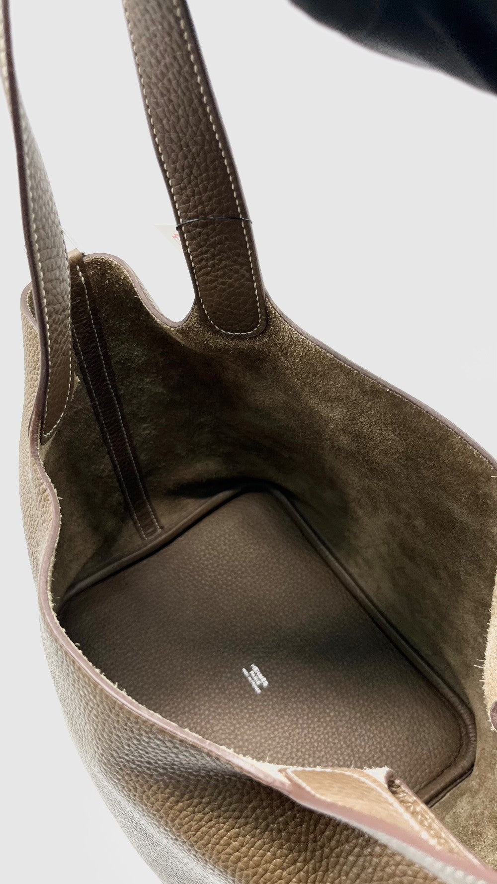 Preowned. Hermes Picotin 22 Etoupe Togo PHW. YAC006AT|14285