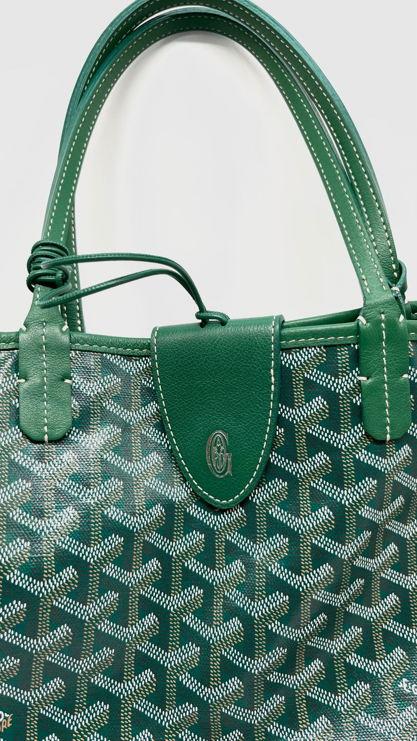 Preowned. Goyard Anjou PM Green Reversible Tote Bag With Goyard Green Clip. SUT 020251|13092