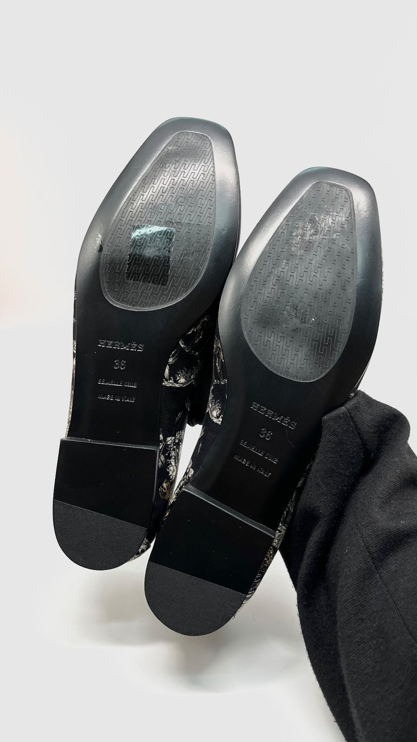 Brand New. Hermes Silk Flats Printed Black & White. 36|10582