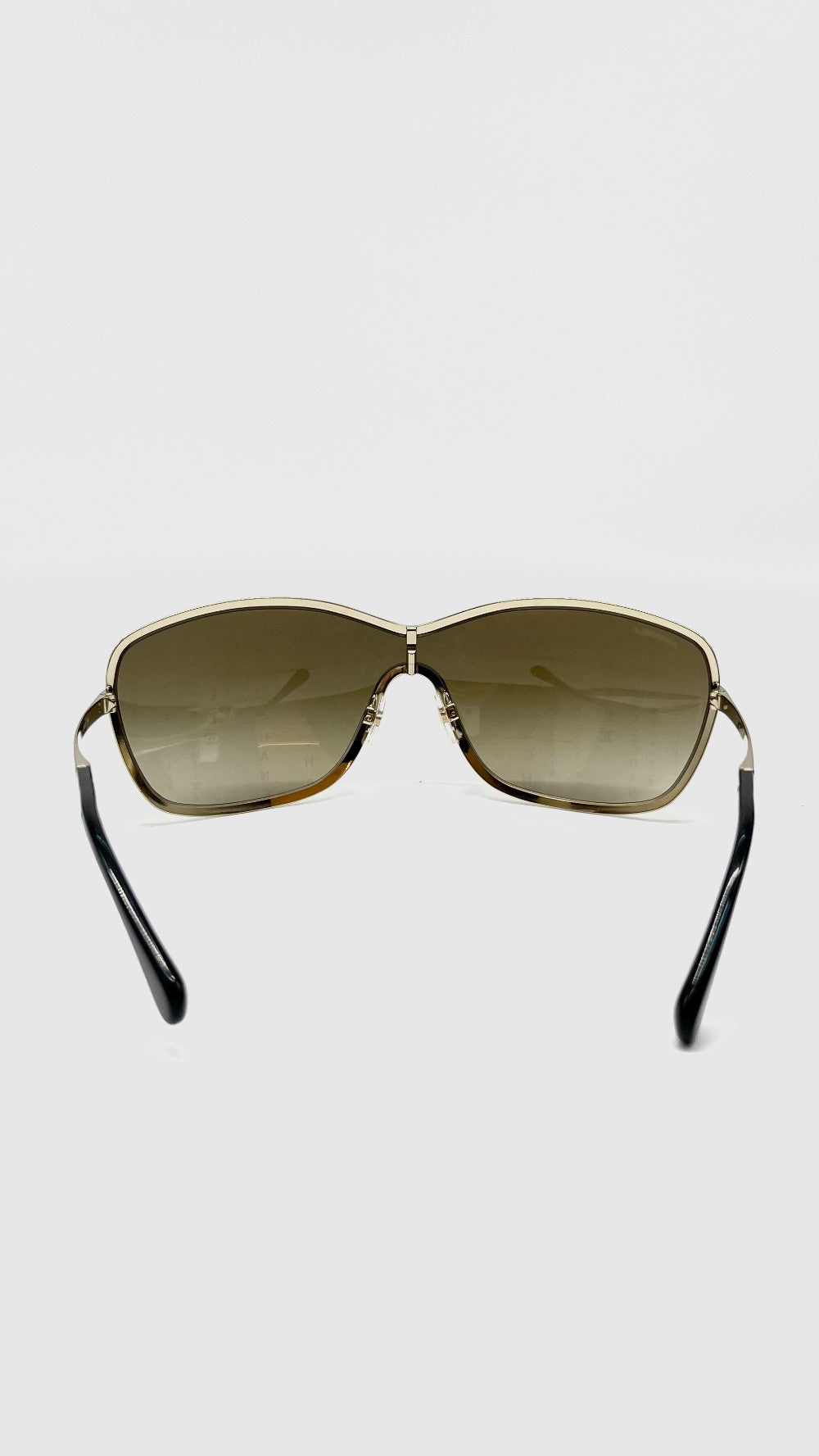 Preowned. Chanel Matrix Sunglasses|12187