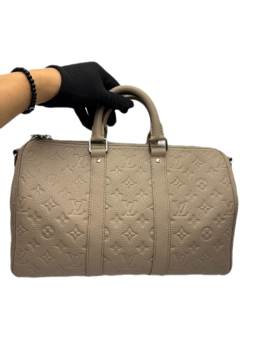Brand New. LV Keepall Bandouliere 35 Aerogram Beige Monogram Tourillon SHW. Microchip|17199