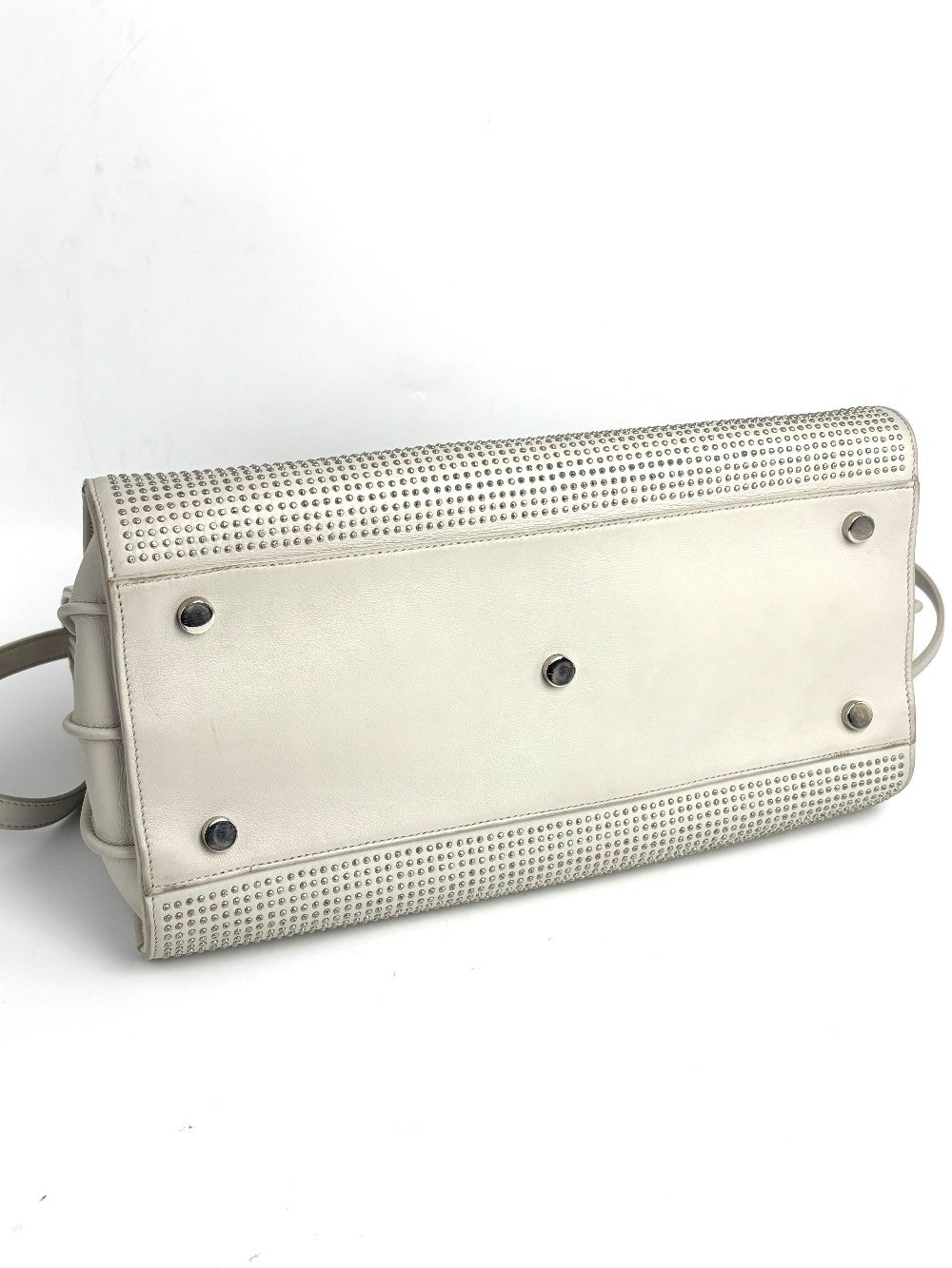 Preowned. YSL Sac de Jour Medium with Studs|11881