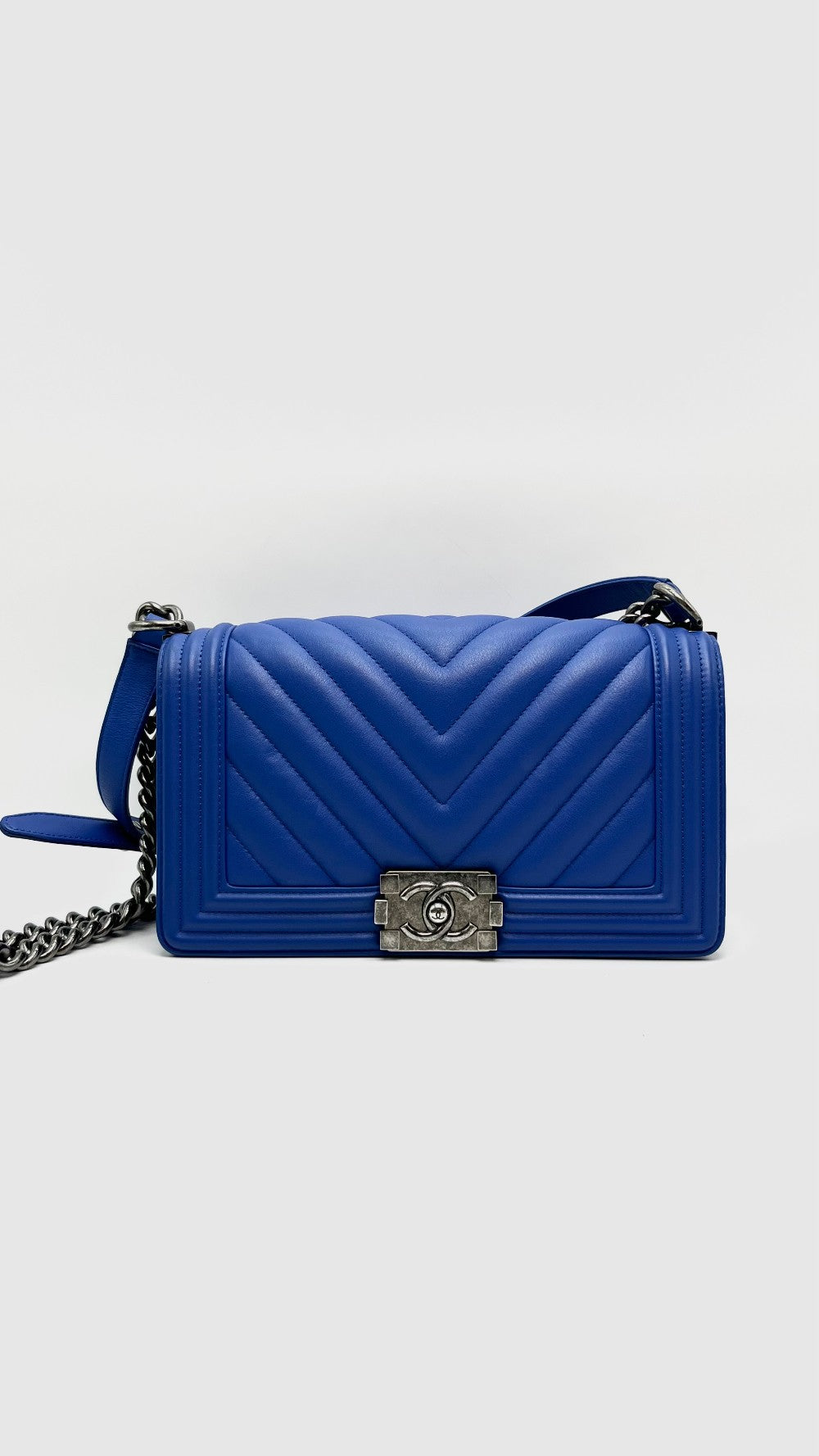 Preowned. Chanel Leboy Old Medium Blue Chevron Lambskin Ruthenium Hardware. 22584670|16084