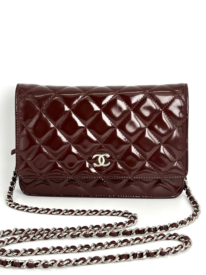 Preowned. Chanel WOC Maroon Patent. 14003421|4114