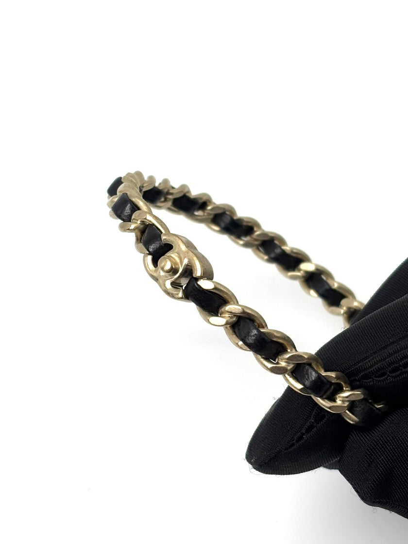 Preowned. Chanel Bangle|6714