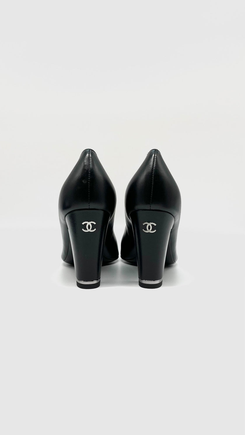 Brand New. Chanel Heel Black. 36.5|9653