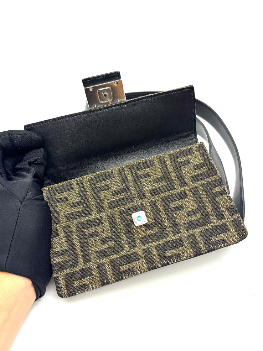 Preowned. Fendi Zucca Sling Canvas Brown|16989