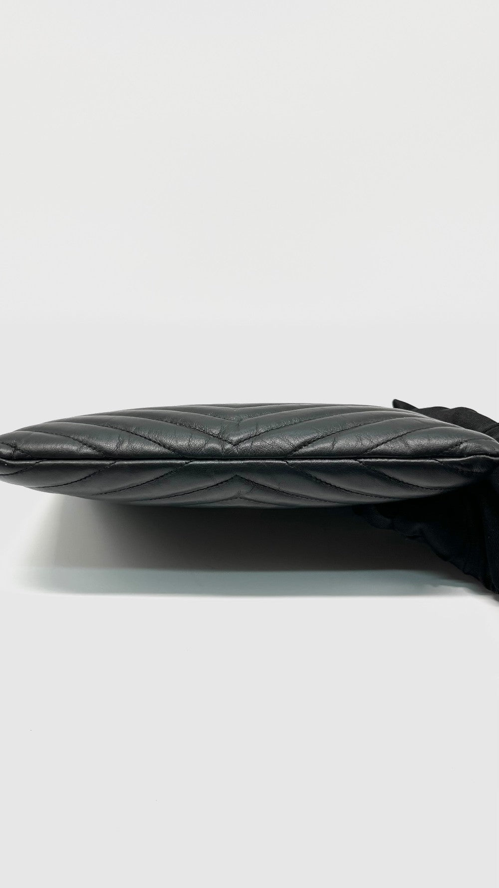 Preowned. YSL Cassandre Matelasse Tablet Pouch Black GHW. P183790390413|10864