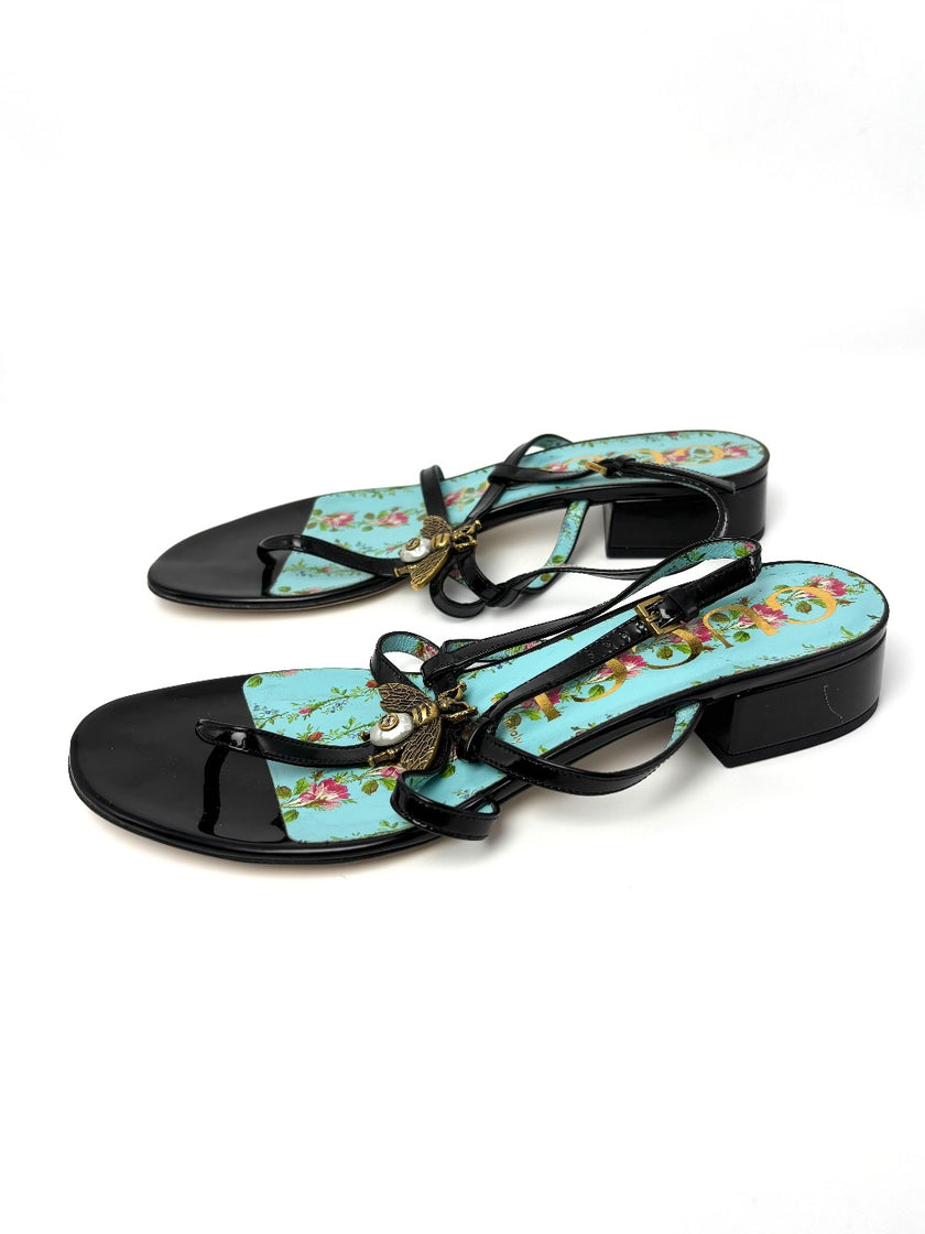 Brand New. Gucci Bee Thongs Patent Black. 39|9018