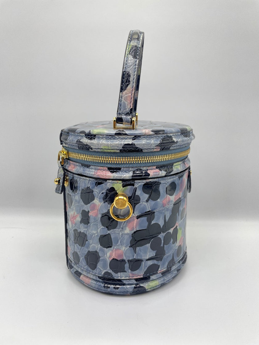 Brand New. LV Cannes BB Exotic|10098