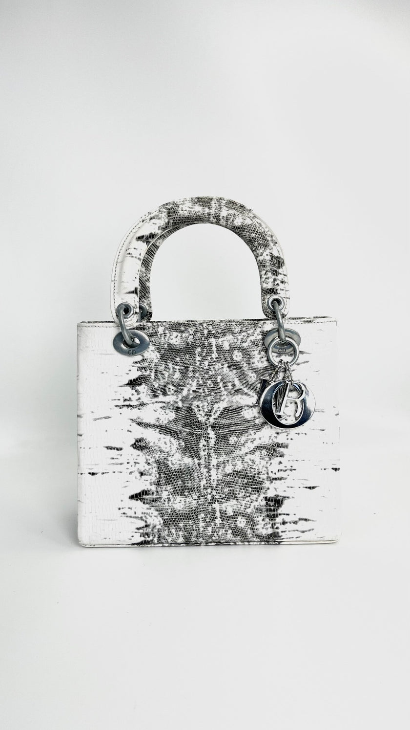Preowned. Lady Dior Medium Lizard White. RU0010|4407